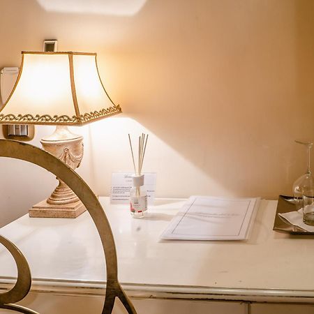 ホテル ロカンダ デル ソーレ ローマ 部屋 写真